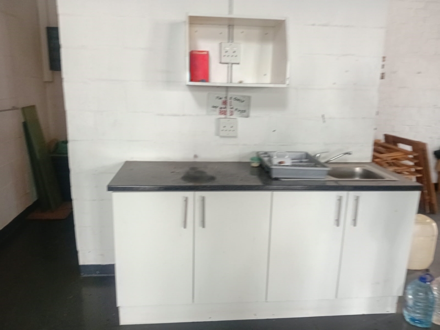 To Let Commercial Property for Rent in George Park Western Cape
